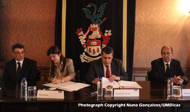 Thumbnail da galeria Assinatura do protocolo de recuperação do Paço